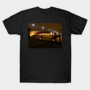 Blackfriars Bridge, London T-Shirt